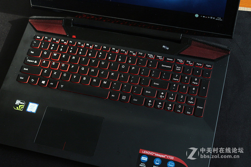 彪悍的小Y：游戏本的完美回归，联想Y700开箱图测