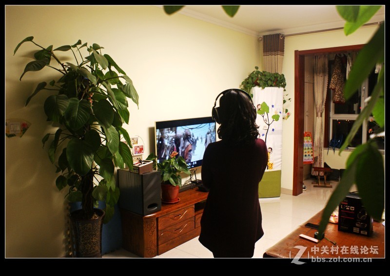 生活就该有情调--体验雅天无线电视耳机ADH300