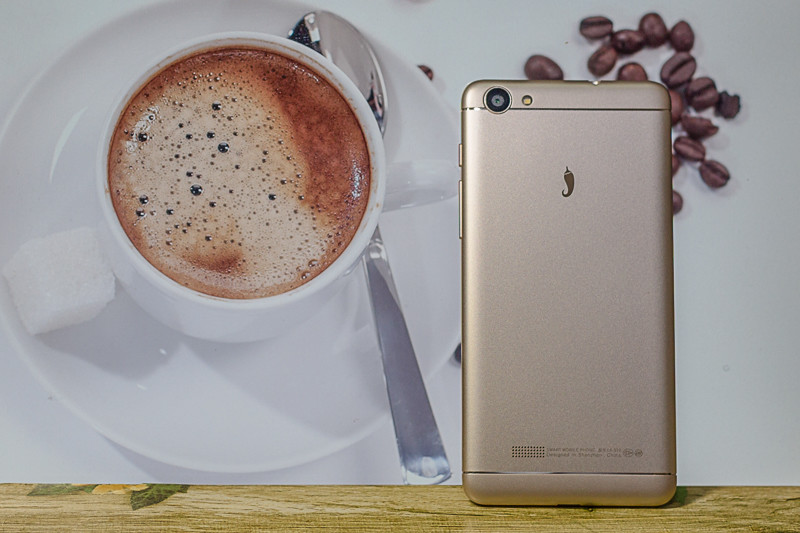 微信QQ能八开，刷脸小辣椒S33才安全