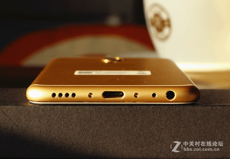 ＃魅族PRO 6s试用＃时间打磨的不只是精致，还有彪悍后摄-魅族PRO6S开箱体验