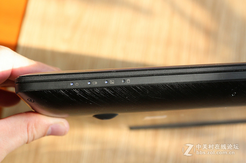 彪悍的小Y：游戏本的完美回归，联想Y700开箱图测