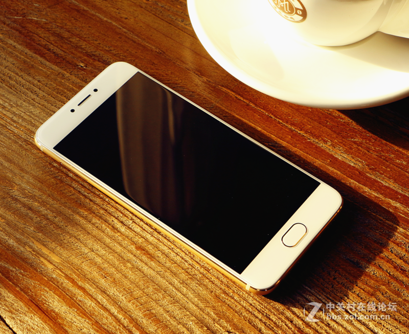 ＃魅族PRO 6s试用＃时间打磨的不只是精致，还有彪悍后摄-魅族PRO6S开箱体验