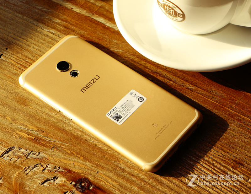 ＃魅族PRO 6s试用＃时间打磨的不只是精致，还有彪悍后摄-魅族PRO6S开箱体验