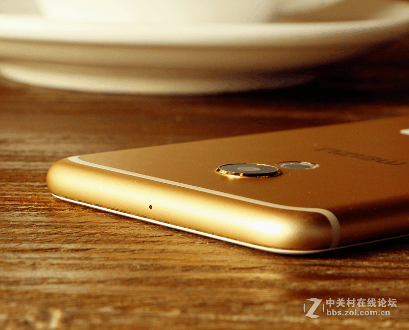 ＃魅族PRO 6s试用＃时间打磨的不只是精致，还有彪悍后摄-魅族PRO6S开箱体验