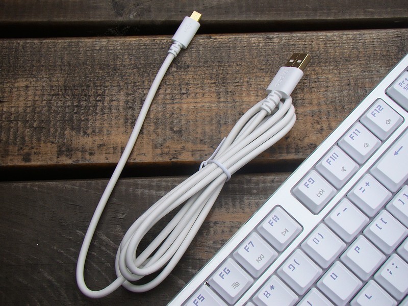 雷柏MT500背光机械键盘 体验