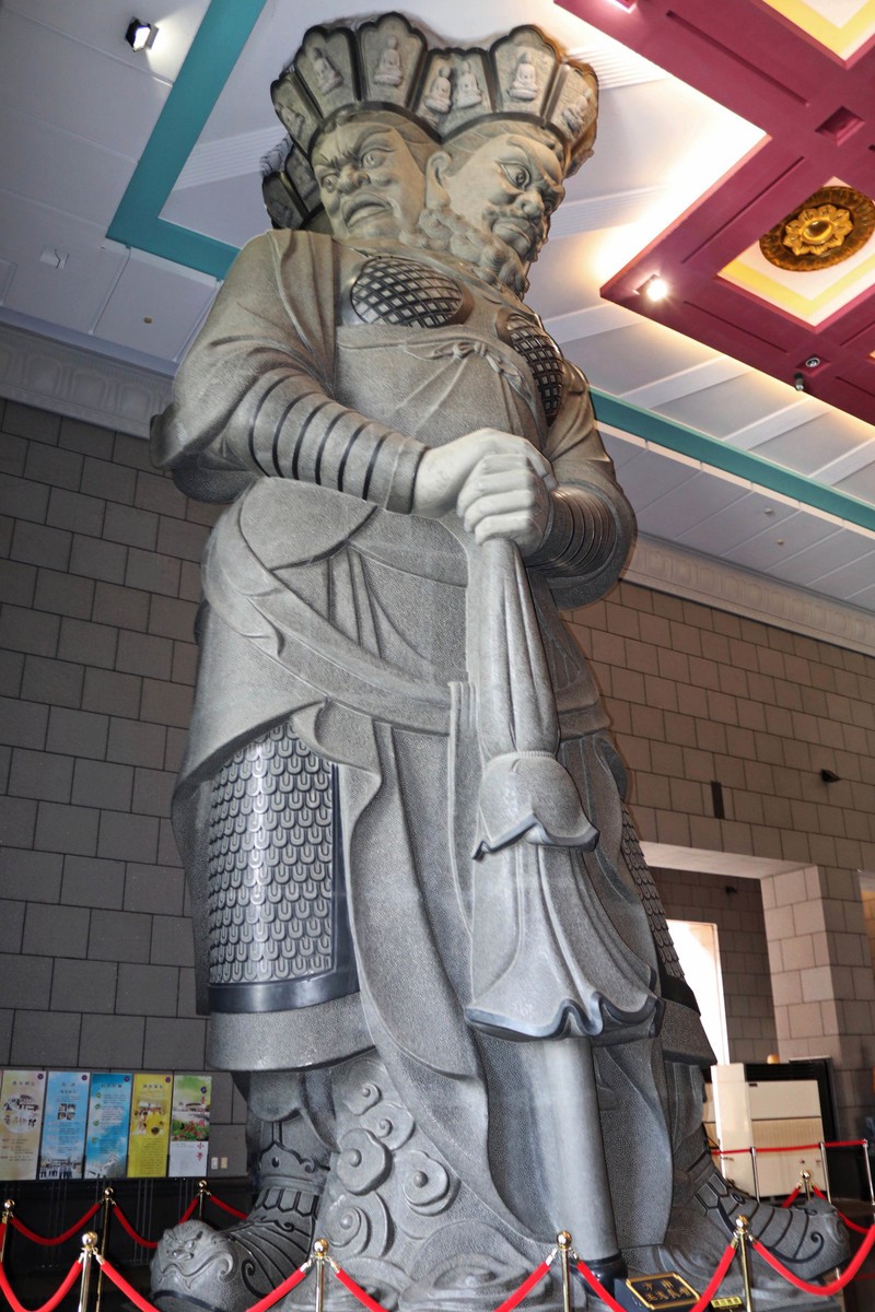 台湾南投县中西建筑风格的中台禅寺