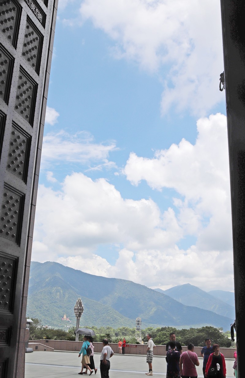 台湾南投县中西建筑风格的中台禅寺