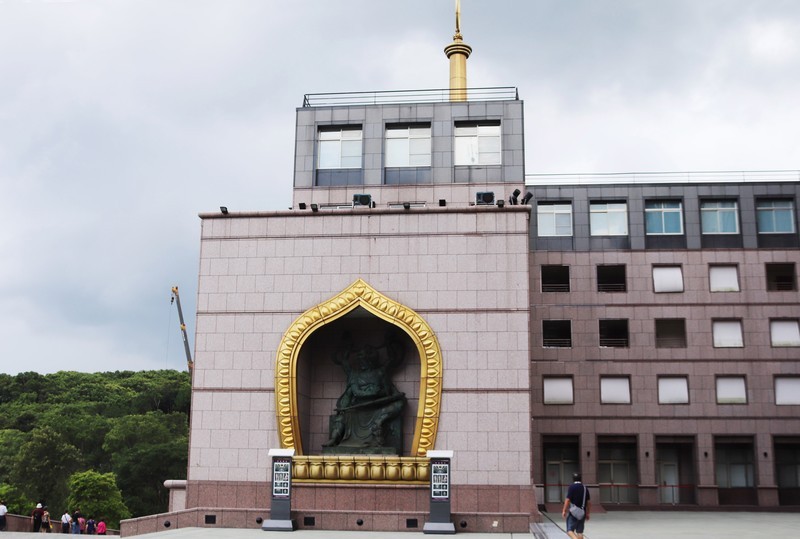 台湾南投县中西建筑风格的中台禅寺