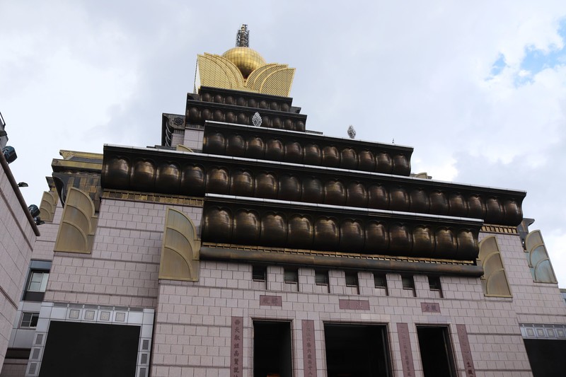 台湾南投县中西建筑风格的中台禅寺