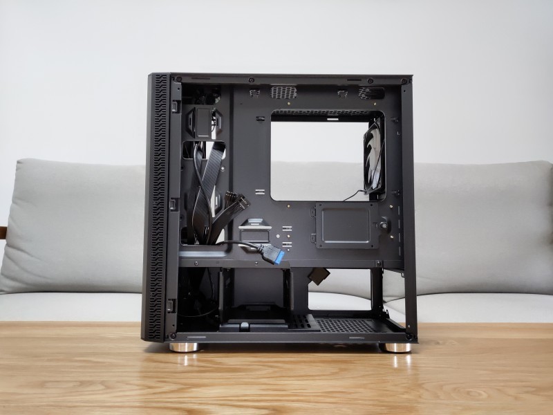 装机那些事之机箱篇十三：清爽简约 金河田峥嵘MR2静音机箱上机