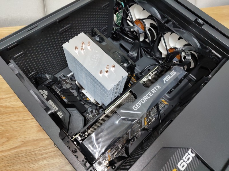 装机那些事之机箱篇十三：清爽简约 金河田峥嵘MR2静音机箱上机