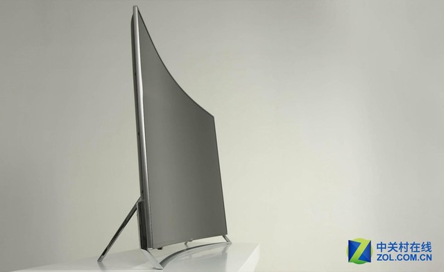 到底哪款好？电视的曲直之争！