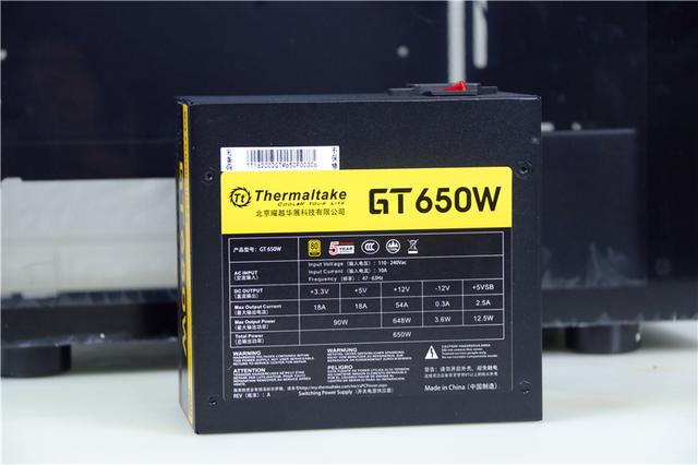 Tt挑战者H2机箱，搭配自家GT650W金牌电源装机，点亮瞬间太美了