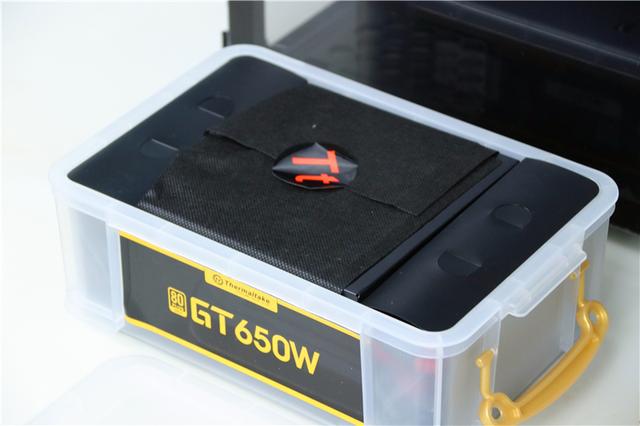 Tt挑战者H2机箱，搭配自家GT650W金牌电源装机，点亮瞬间太美了