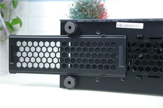 Tt挑战者H2机箱，搭配自家GT650W金牌电源装机，点亮瞬间太美了