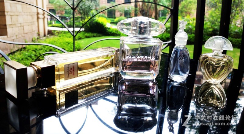 #最美双城记，X5Pro极夜黑试用#【我带着你（X5Pr）你带着双面玻璃，薇妹子和一起飞】