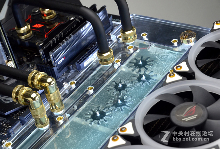 Thermaltake Core P5【黑金】 电镀沙哑黑
