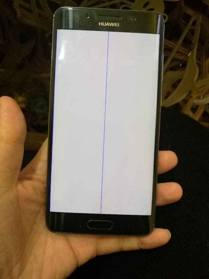 屏幕白屏且中间有一条线-中关村在线手机论坛