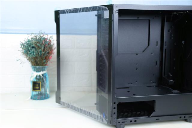 Tt挑战者H2机箱，搭配自家GT650W金牌电源装机，点亮瞬间太美了