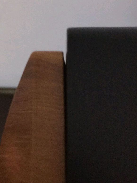 漫步者旗舰开裂哦为什么不上我上传图片