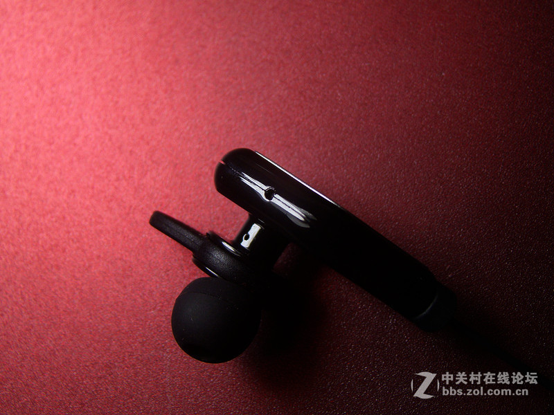 无线悦动 黑银 BASEUS S5 运动蓝牙耳机 体验