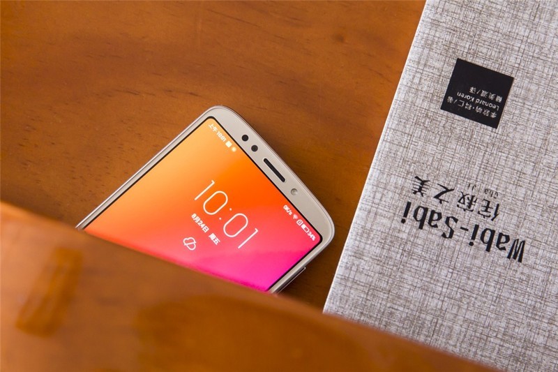 【版块开荒】懂你才能赢，motorola e5 plus流光溢彩久用更显霸气