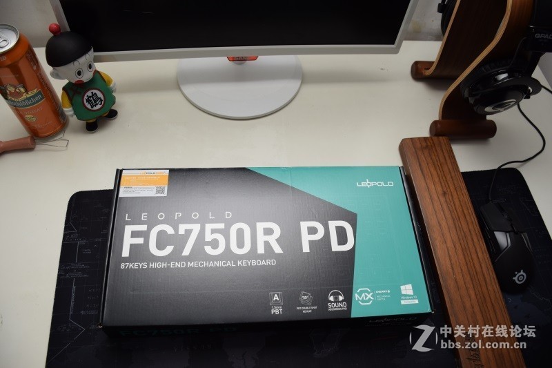 这把键盘足够扛过大学四年的游戏生涯，LEOPOLD 750R PD赤色限定