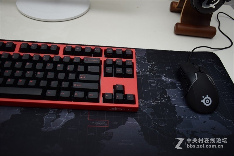 这把键盘足够扛过大学四年的游戏生涯，LEOPOLD 750R PD赤色限定