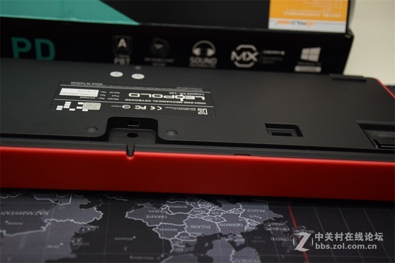 这把键盘足够扛过大学四年的游戏生涯，LEOPOLD 750R PD赤色限定