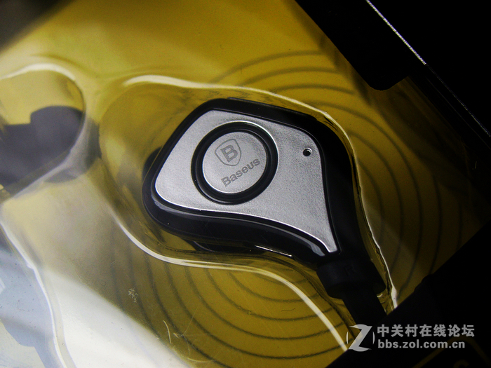 无线悦动 黑银 BASEUS S5 运动蓝牙耳机 体验