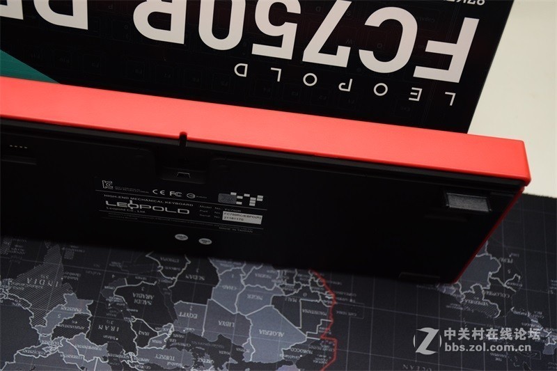 这把键盘足够扛过大学四年的游戏生涯，LEOPOLD 750R PD赤色限定