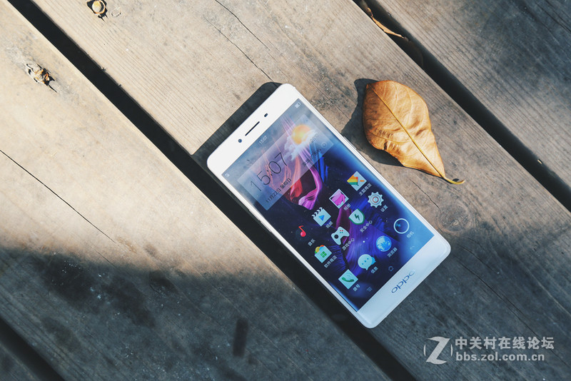 #长续航闪充利器OPPO R7s#全新升级，打造更美颜值——OPPO R7s外观评测