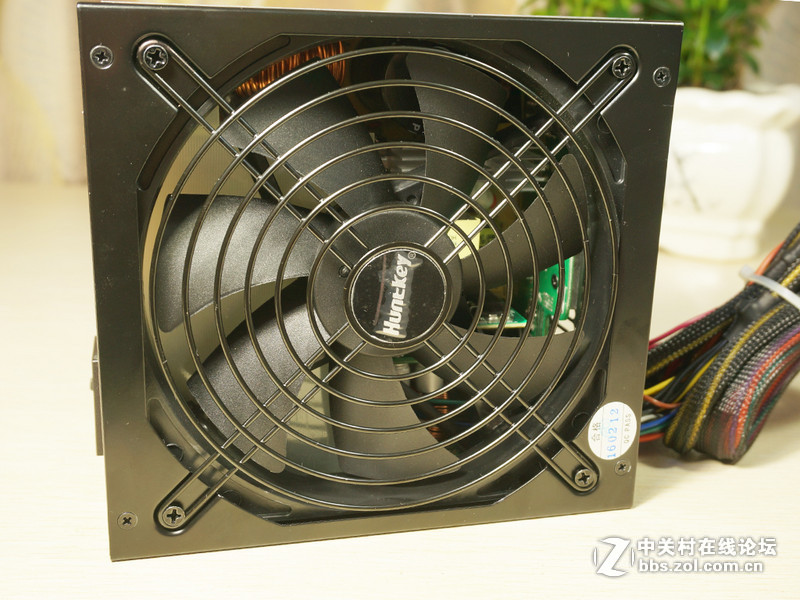 教你几招从拓扑结构和电器元件来选购PC电源