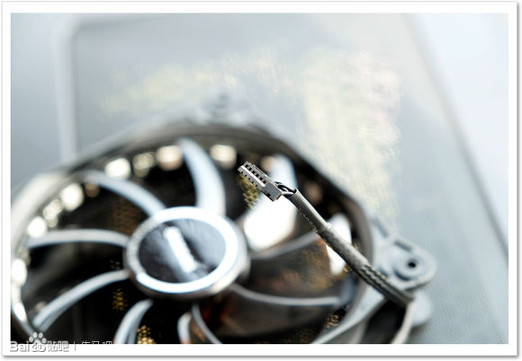 齐精华于一身，纳什男爵RGB MATX机箱