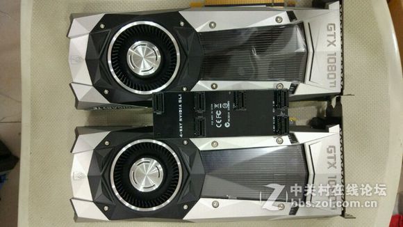 租了二块GTX1080TI 加上自已二块组了4路SLI