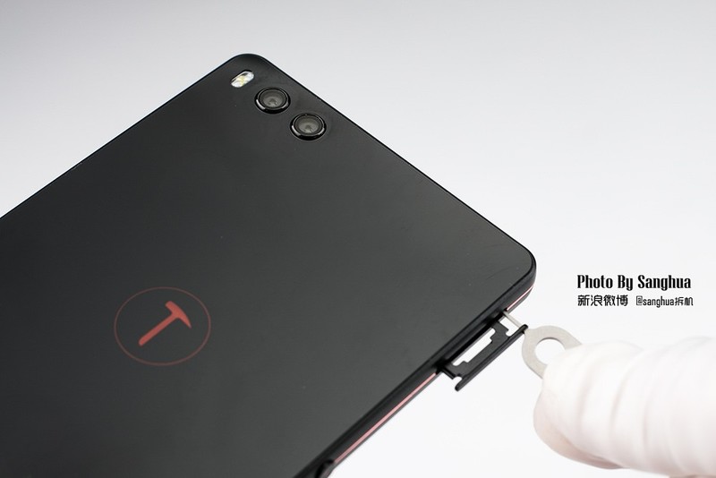 工程奇迹，超薄大电池的坚果3拆开给你看