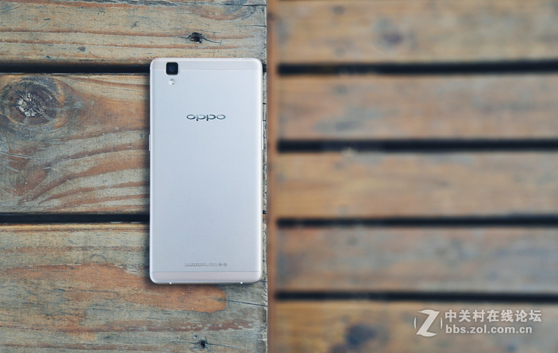 #长续航闪充利器OPPO R7s#全新升级，打造更美颜值——OPPO R7s外观评测