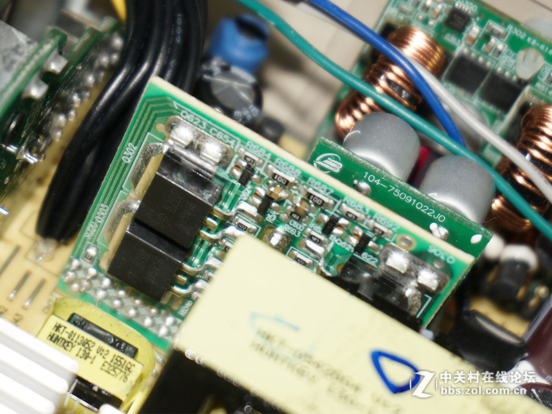 教你几招从拓扑结构和电器元件来选购PC电源