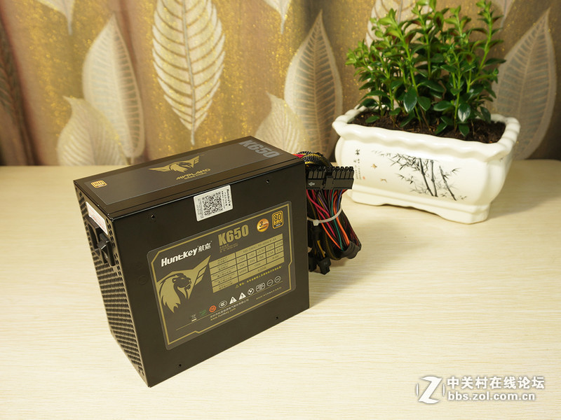 教你几招从拓扑结构和电器元件来选购PC电源