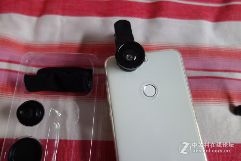 荣耀8可以安装外置镜头