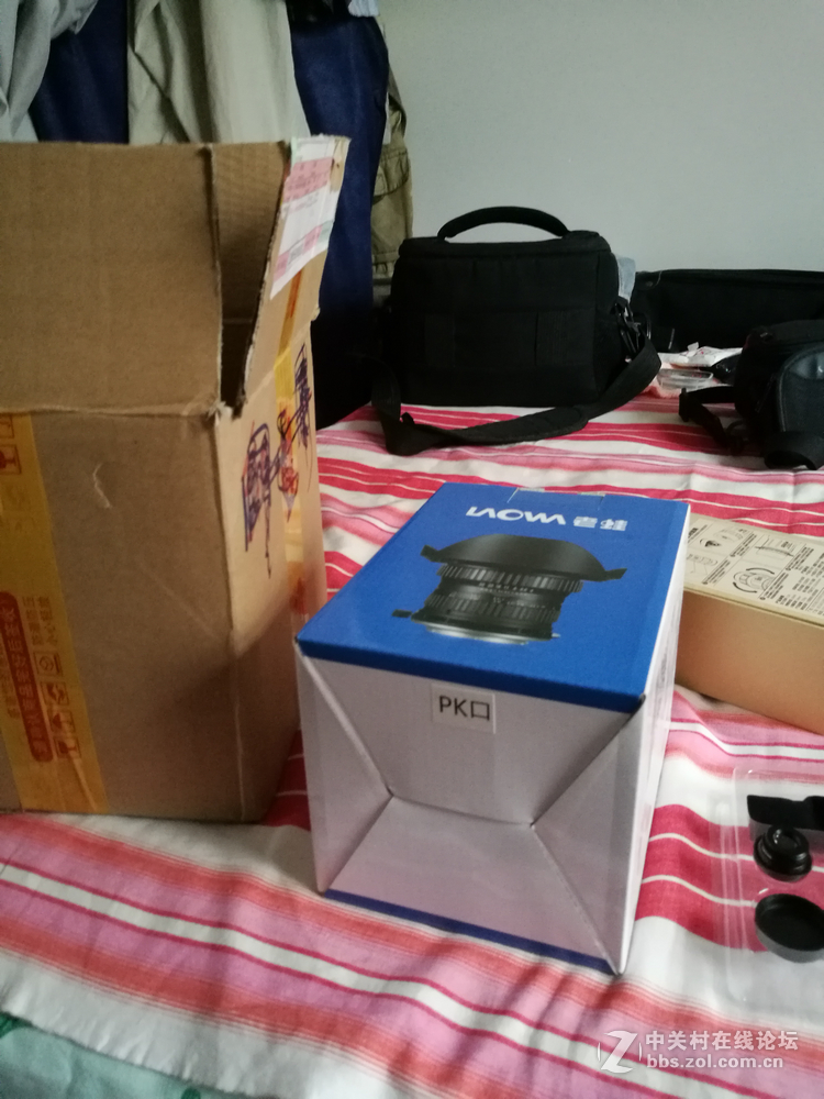 荣耀8可以安装外置镜头