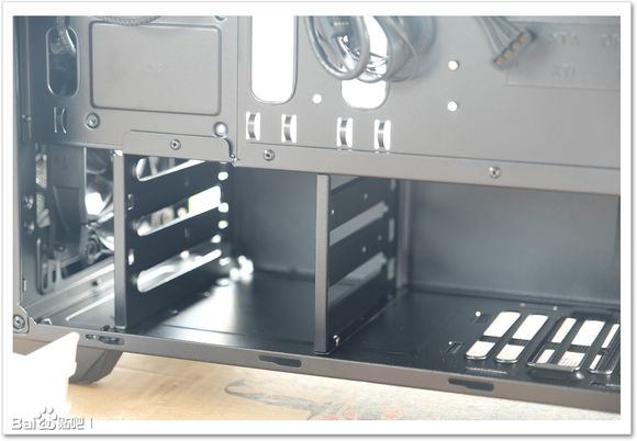 齐精华于一身，纳什男爵RGB MATX机箱