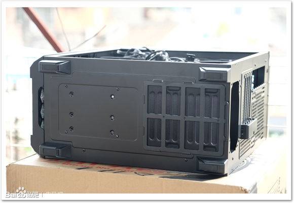 齐精华于一身，纳什男爵RGB MATX机箱