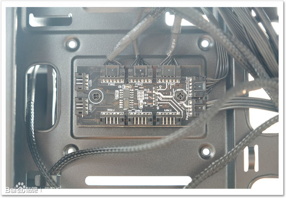 齐精华于一身，纳什男爵RGB MATX机箱