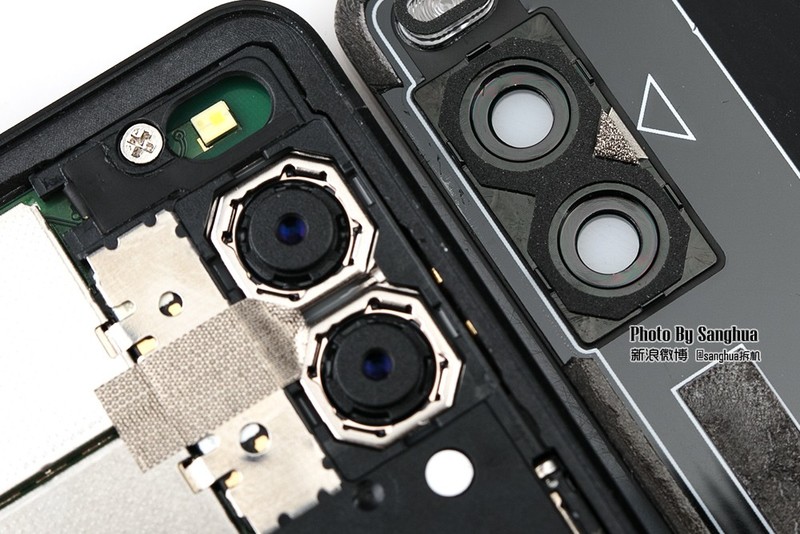 工程奇迹，超薄大电池的坚果3拆开给你看