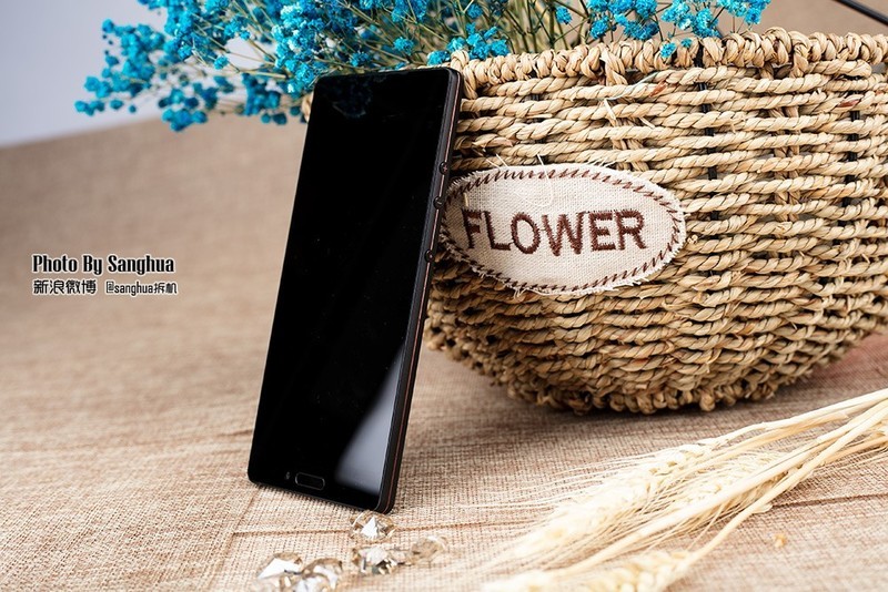 工程奇迹，超薄大电池的坚果3拆开给你看