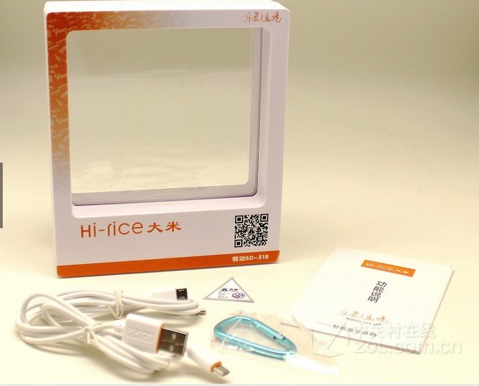 整体做工精致，手感顺滑，而且坚固耐磨，还能有效避免大音量下的谐振，保证音质的纯净