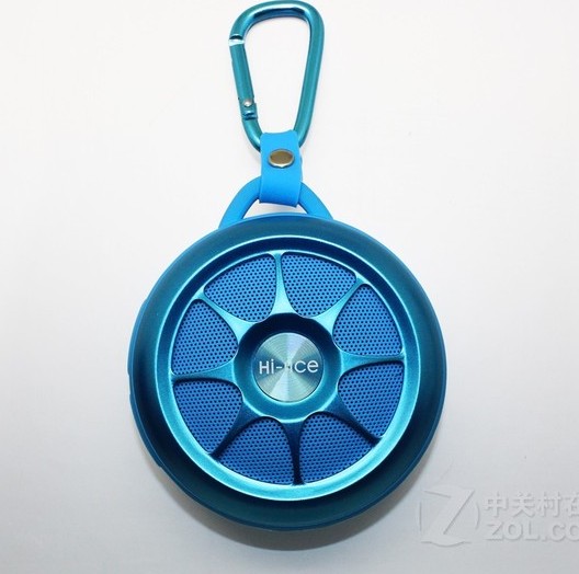 整体做工精致，手感顺滑，而且坚固耐磨，还能有效避免大音量下的谐振，保证音质的纯净