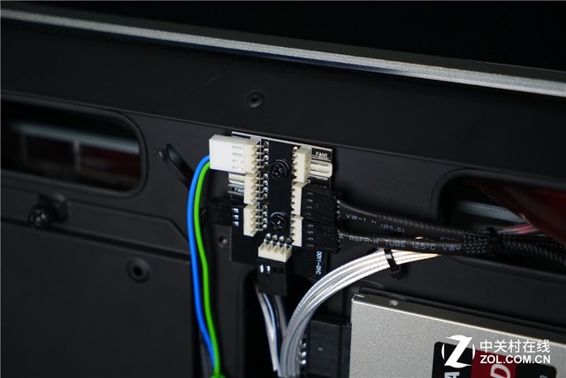 「Z玩主」从零开始的分体水冷装机作业