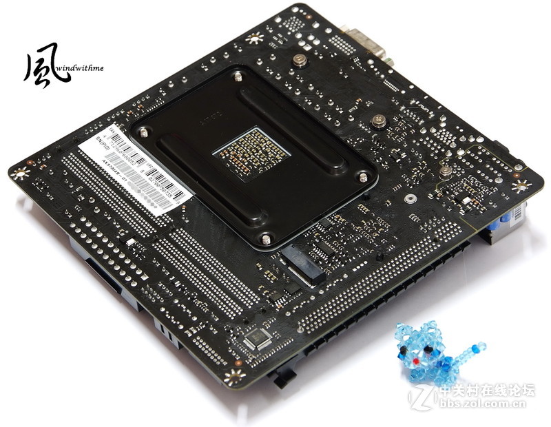 AMD首款RYZEN ITX主板 - BIOSTAR X370GTN解析